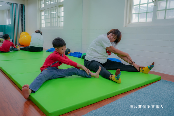 【至善基金會 | 編織幸福搖籃】2026年SMART Room使用手冊：透過個案認識感官律動調節治療